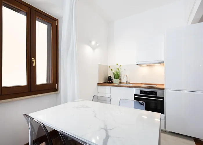 Vicolo Trevi By In Apartamento *